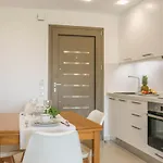 Georgia Villa *