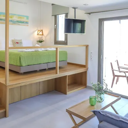 Georgia Villa Skiathos Town