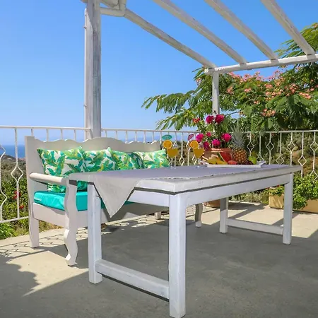 Villa Georgia Skiathos Town