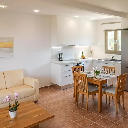 Georgia * Skiathos Town